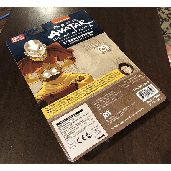 Mego Avatar Last Airbender Aang 8" Action Figure Retro Cloth Outfit New MOC - Picture 3 of 8